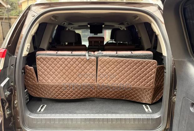 Toyota Land Cruiser Prado 2.8 2017 Brown