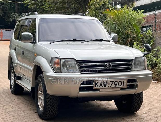 Toyota Land Cruiser Prado 2001 Silver