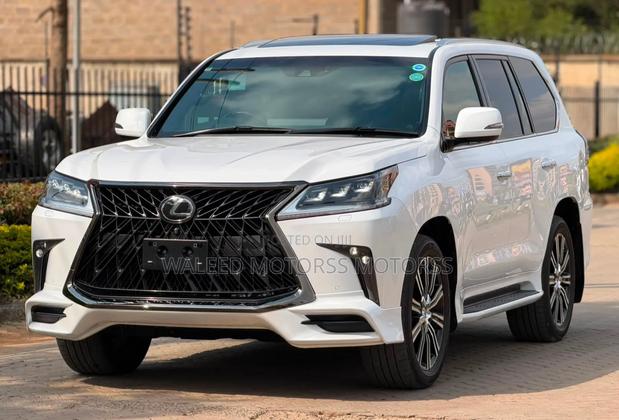 Lexus LX 570 AWD 2020 White