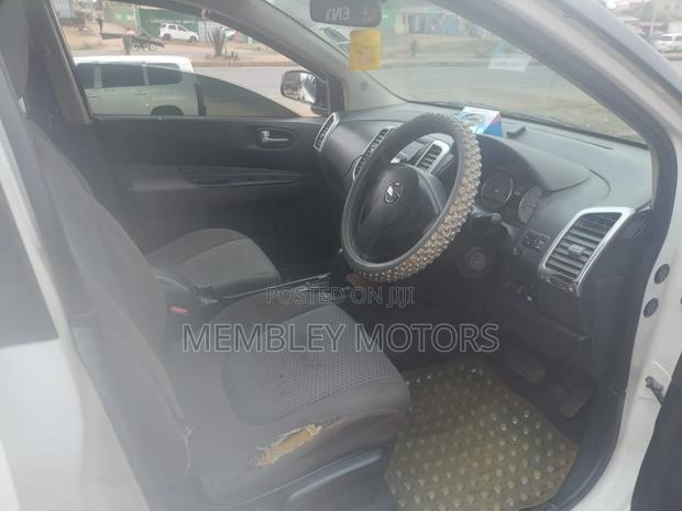 Nissan Wingroad 2006 White