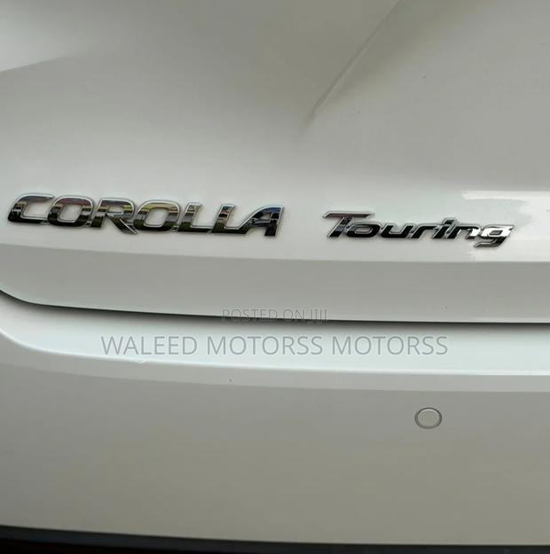Toyota Corolla Touring 2019 White