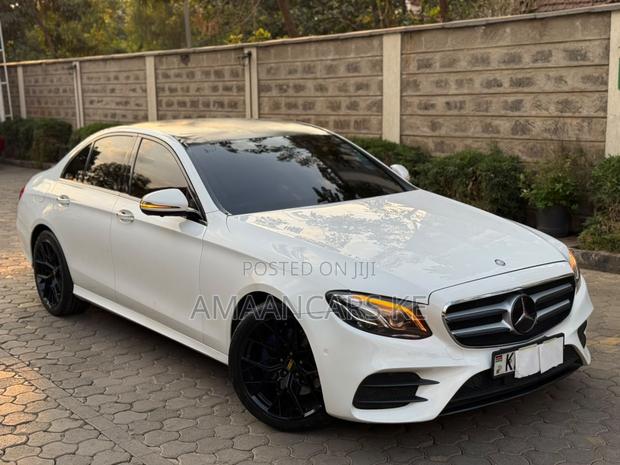 Mercedes-Benz E220 2016 White