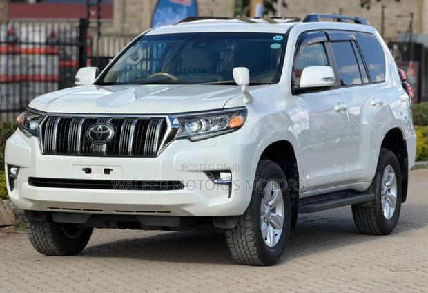 Toyota Land Cruiser Prado 2019 White