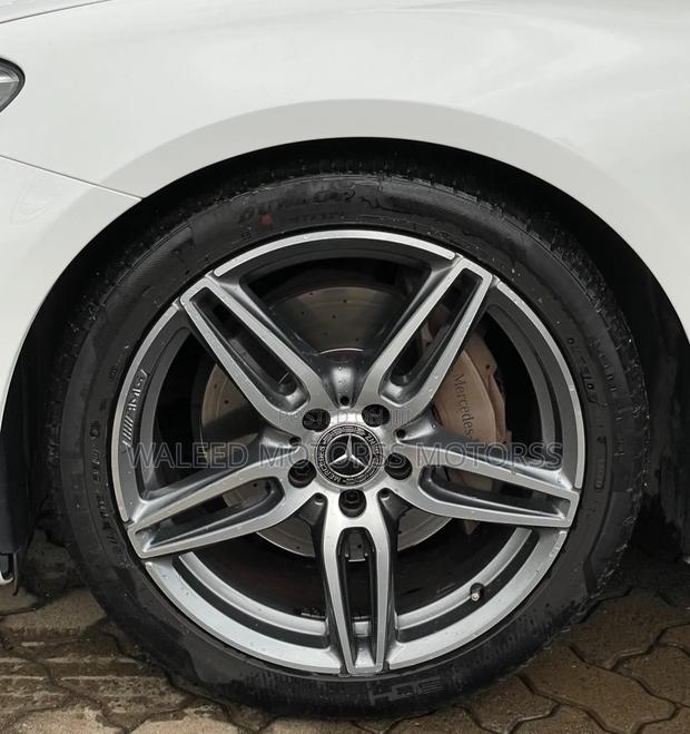 Mercedes-Benz E200 2019 White