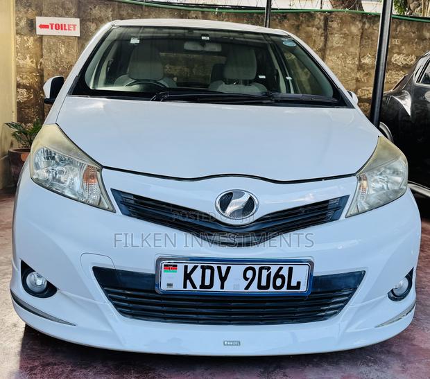 Toyota Vitz 1.3 FWD 5dr 2018 White