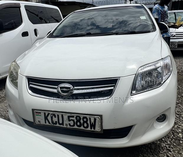 Toyota Corolla Fielder 1.5 Petrol FWD 2012 White