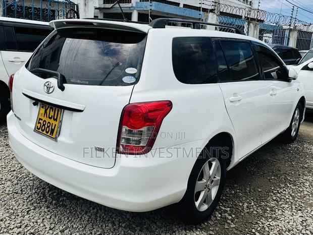 Toyota Corolla Fielder 1.5 Petrol FWD 2012 White