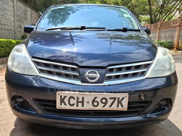 Nissan Tiida 2009 Black