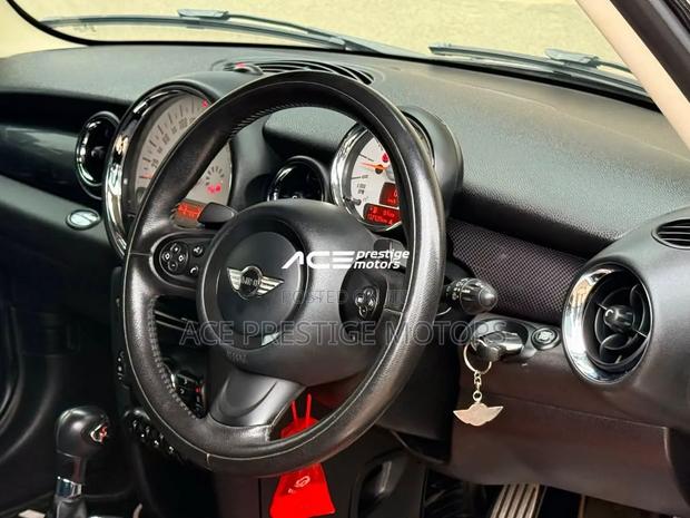 Mini Cooper 2013 Gray