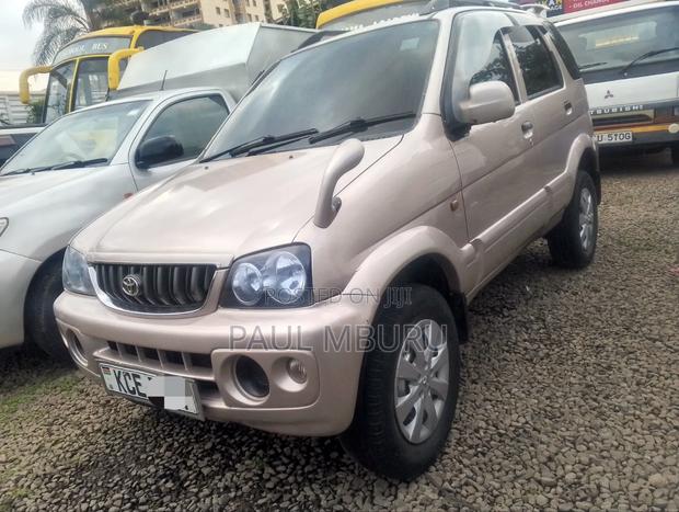 Toyota Cami 2001 Gold