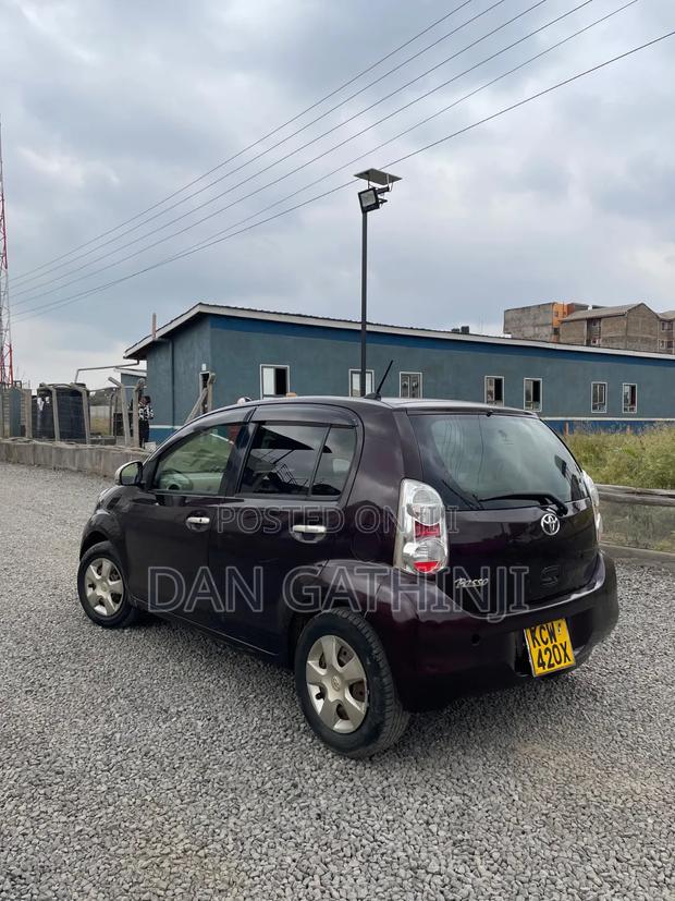Toyota Passo 2013 Brown