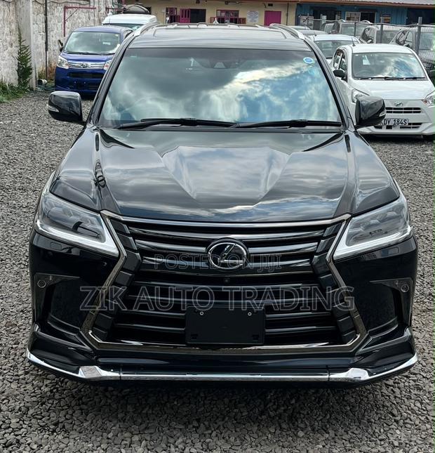 Lexus LX 2020 Black