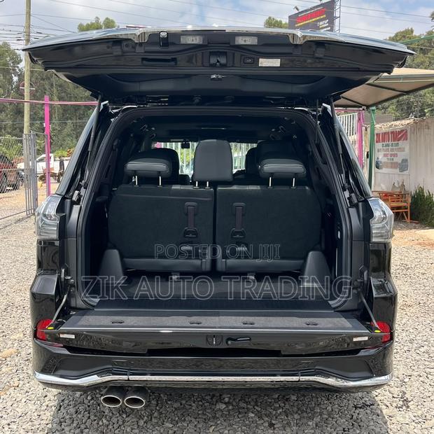 Lexus LX 2020 Black