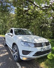 Volkswagen Touareg 2016 White for sale