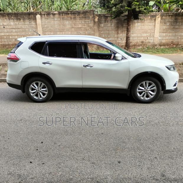 Nissan X-Trail 2014 White