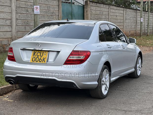 Mercedes-Benz C200 2012 Silver