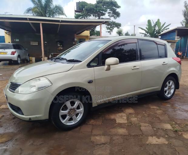 Nissan Tiida 2008 Gold
