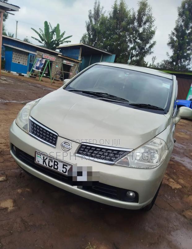 Nissan Tiida 2008 Gold