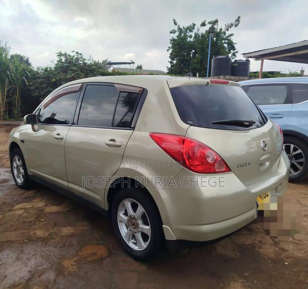 Nissan Tiida 2008 Gold