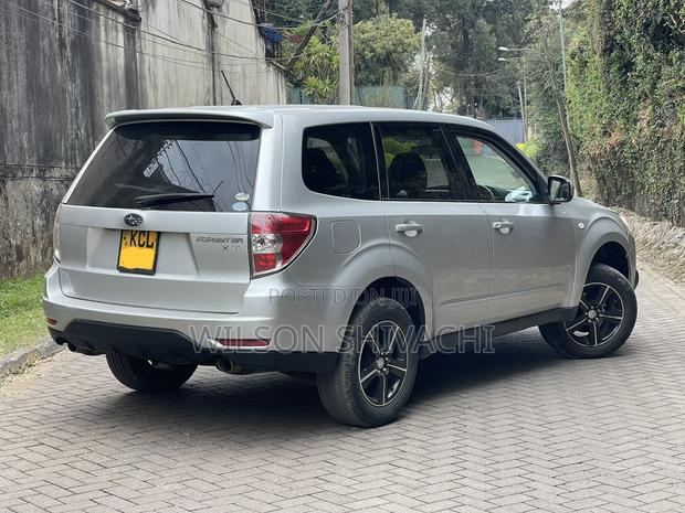 Subaru Forester 2011 Silver