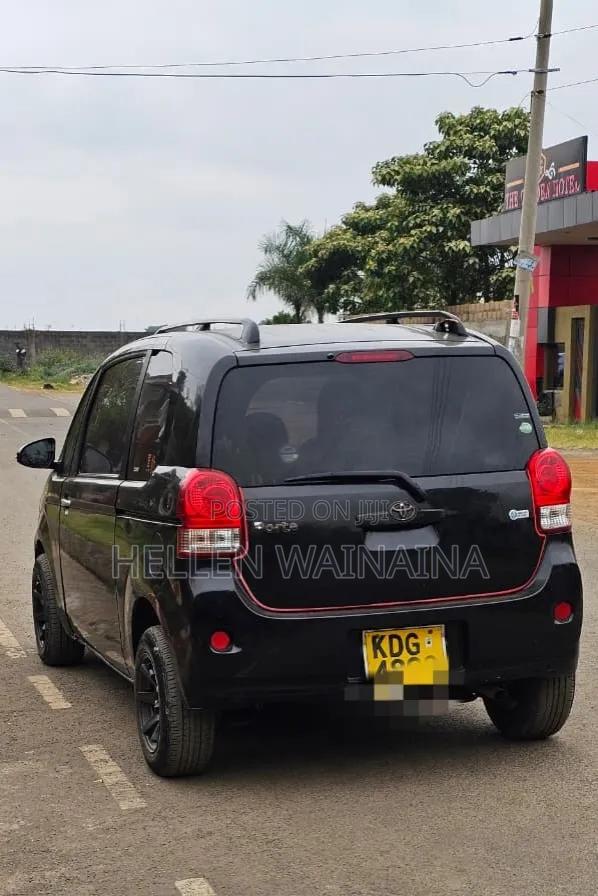 Toyota Spade 2015 Black
