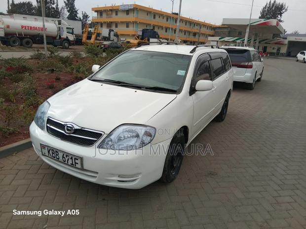 Toyota Corolla Fielder 2002 White