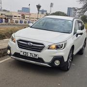 Subaru Outback 2017 White for sale