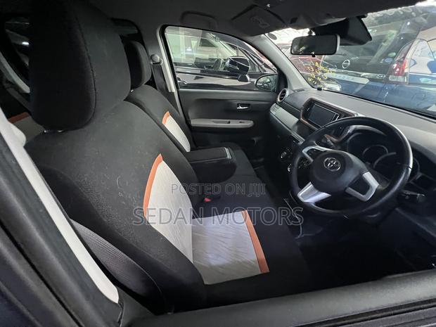 Toyota Passo 2020 Green
