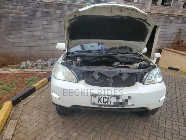 Toyota Harrier 2010 White