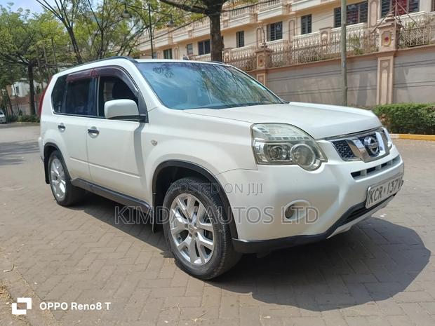 Nissan X-Trail 2011 White