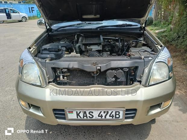 Toyota Land Cruiser Prado 2003 Gold