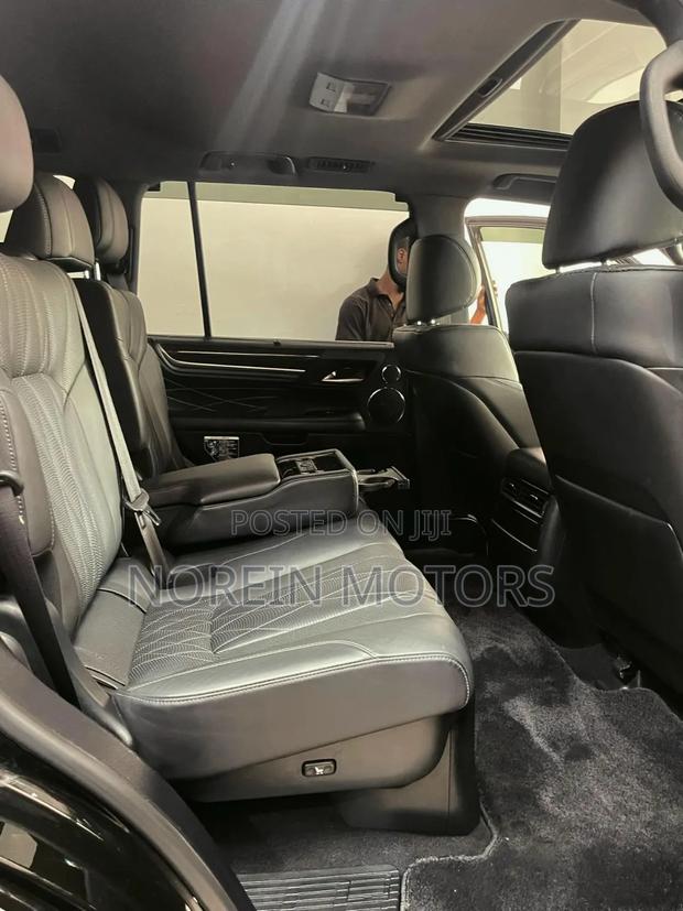 Lexus LX 2019 Black