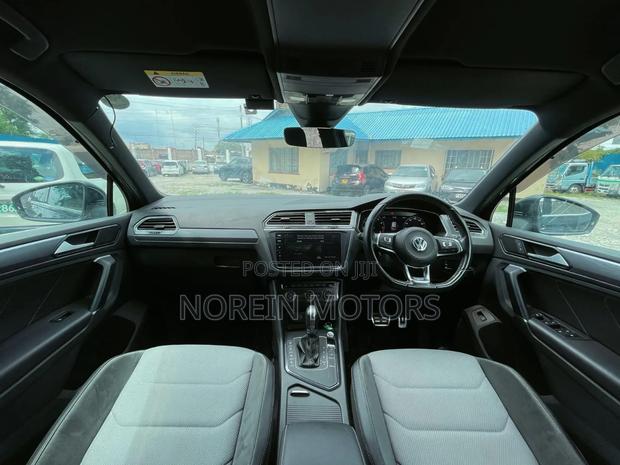 Volkswagen Tiguan 2019 Matt Black