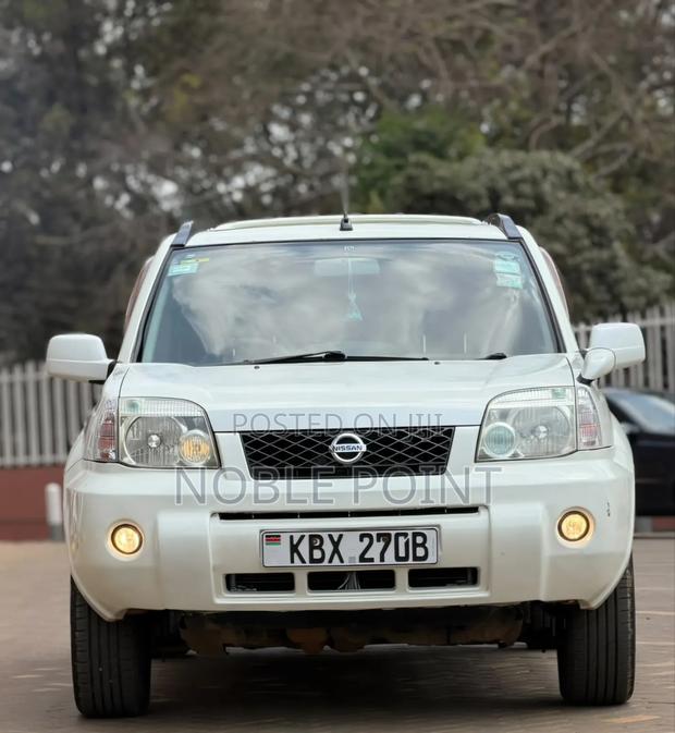 Nissan X-Trail 2006 White