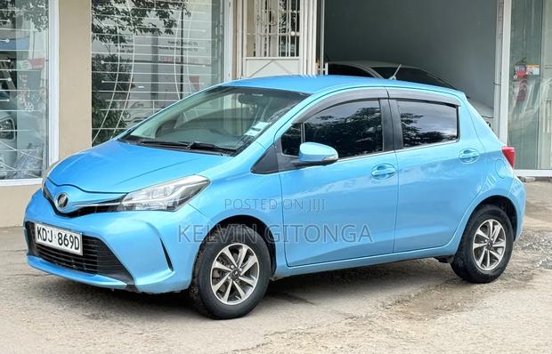 Toyota Vitz 2015 Blue