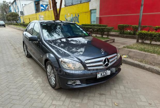 Mercedes-Benz C180 2013 Gray