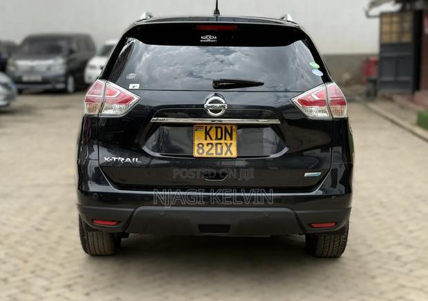 Nissan X-Trail 2.0 Petrol AWD 2016 Black