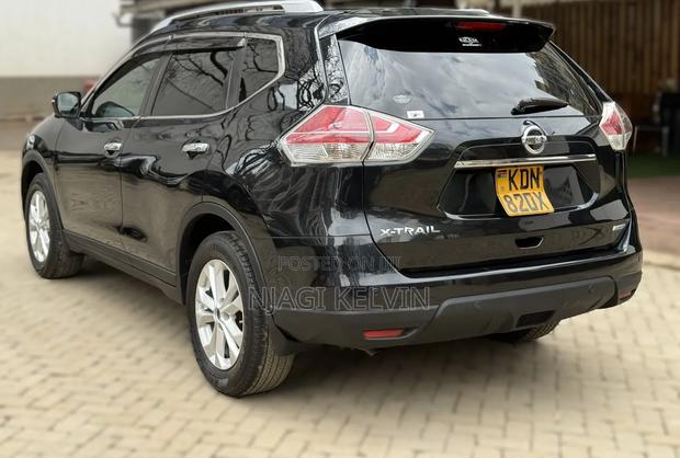 Nissan X-Trail 2.0 Petrol AWD 2016 Black