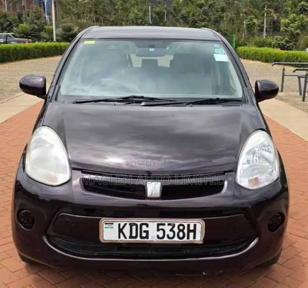 Toyota Passo 2016 Purple