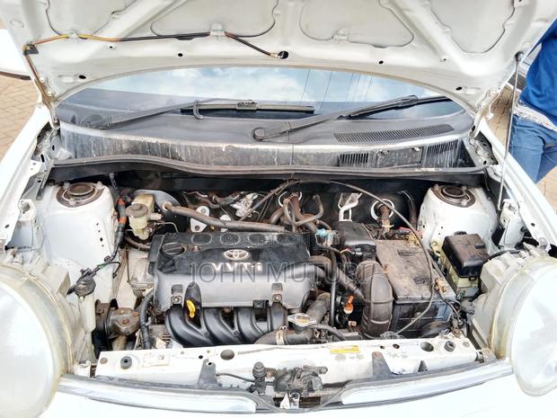 Toyota Sienta 2008 White