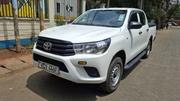 Toyota Hilux 2021 White for sale