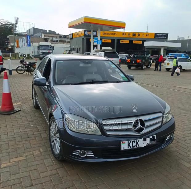 Mercedes-Benz C180 2013 Gray