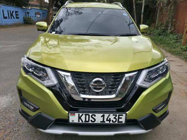 Nissan X-Trail 2017 Green