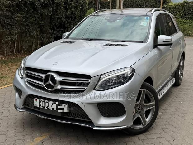 Mercedes-Benz GLE-Class GLE 350d 4MATIC 2017 Silver