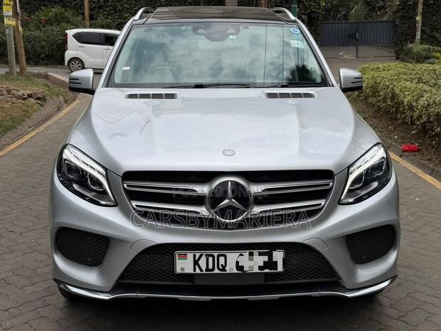 Mercedes-Benz GLE-Class GLE 350d 4MATIC 2017 Silver