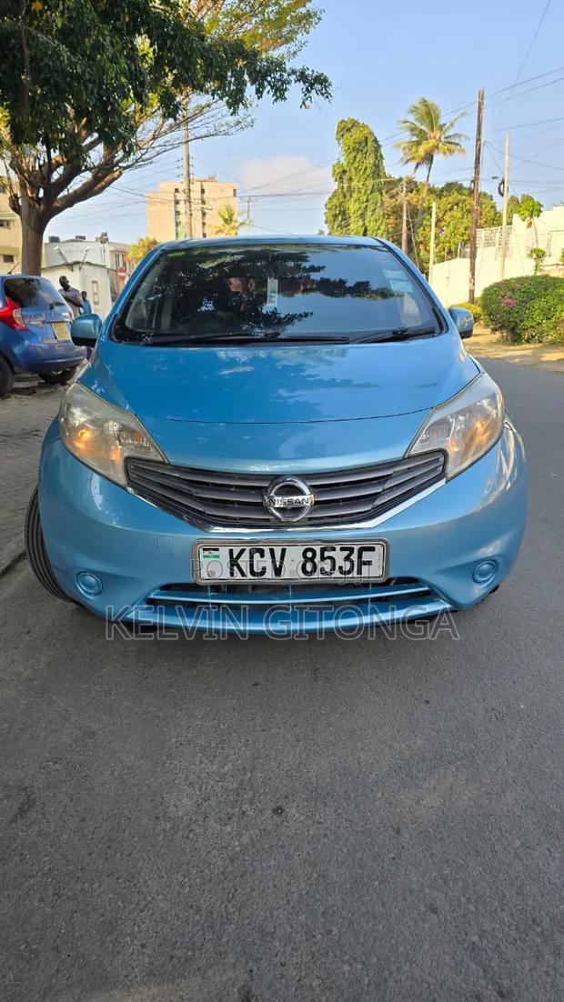 Nissan Note 2012 Blue