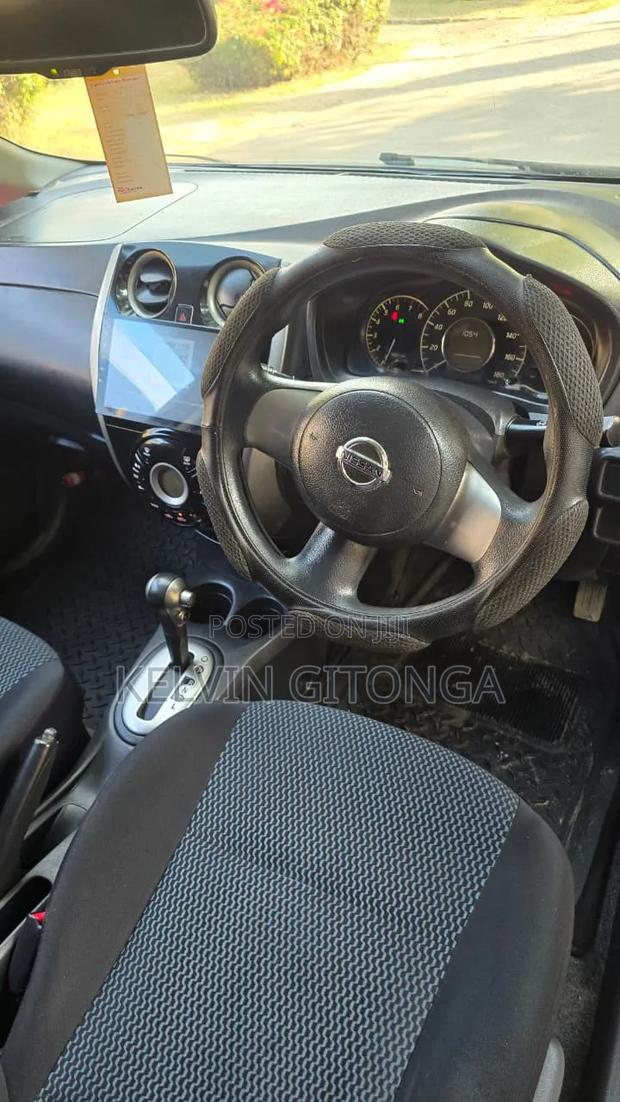 Nissan Note 2012 Blue