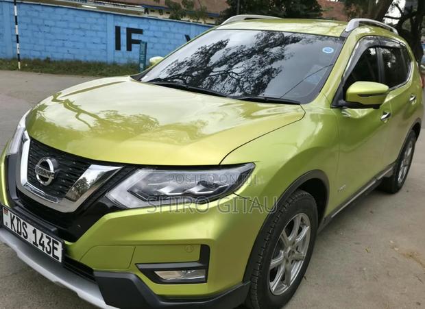Nissan X-Trail 2017 Green