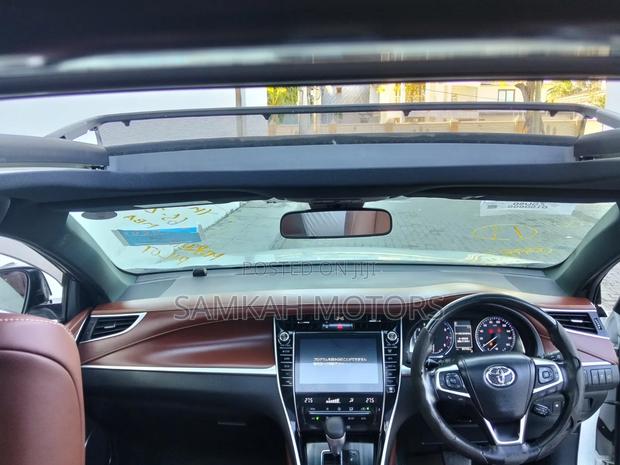 Toyota Harrier 2020 White