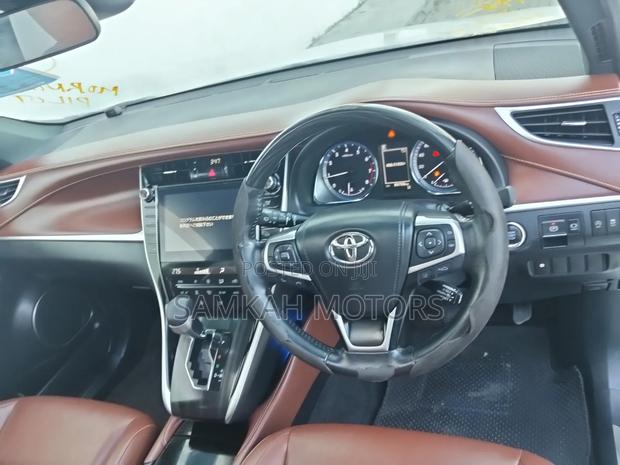 Toyota Harrier 2020 White
